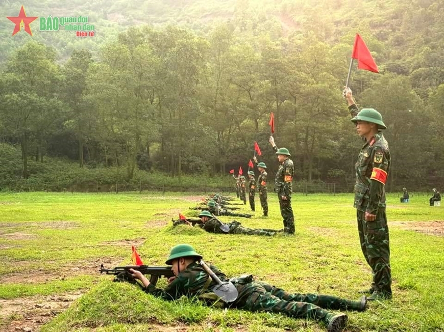Nâng cao trình độ huấn luyện cho cán bộ cấp phân đội trong giai đoạn hiện nay