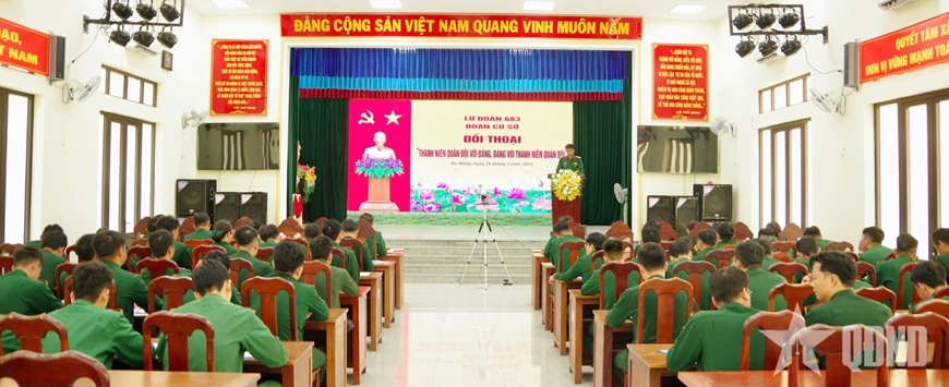 Đoàn cơ sở Lữ đoàn 683 đối thoại với thanh niên