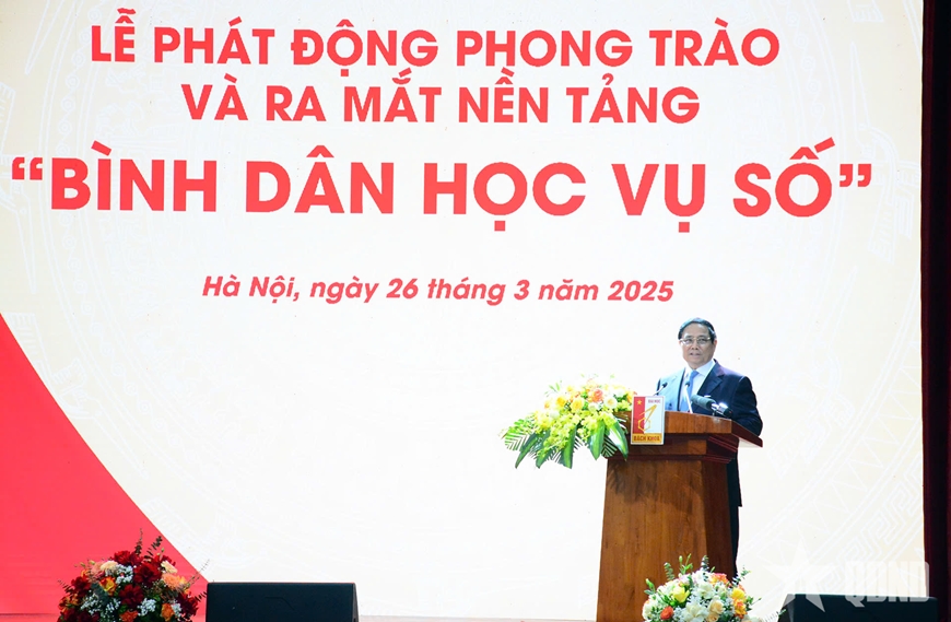 Thủ tướng Phạm Minh Chính dự Lễ phát động Phong trào "Bình dân học vụ số"