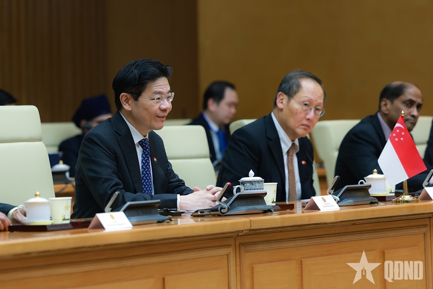 Thủ tướng Phạm Minh Chính hội đàm với Thủ tướng Singapore Lawrence Wong