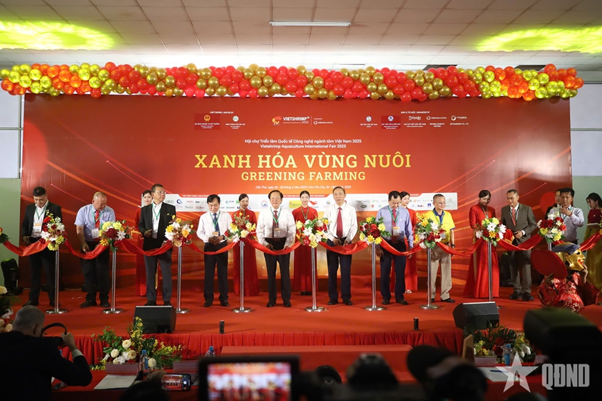 Cần Thơ: Khai mạc Hội chợ Triển lãm Quốc tế công nghệ ngành tôm Việt Nam