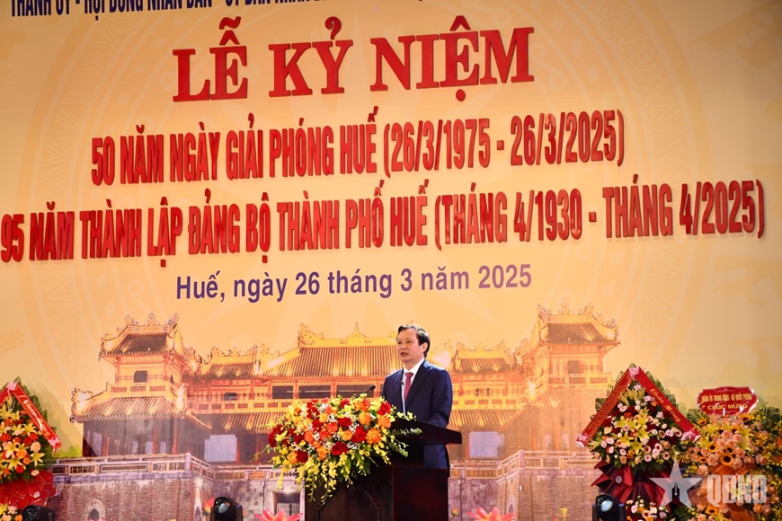 Đồng chí Trần Cẩm Tú dự Lễ kỷ niệm 50 năm Ngày giải phóng Huế