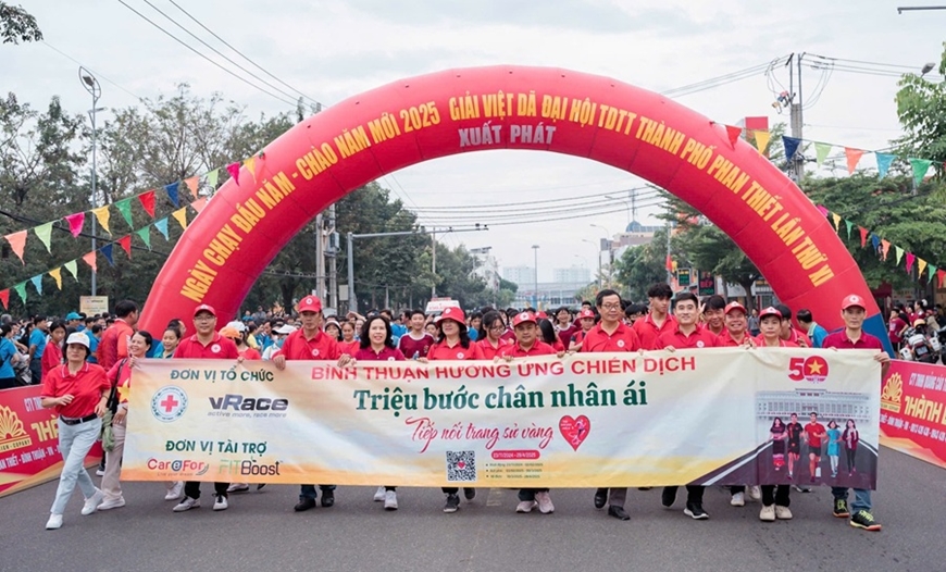 Hơn 184.000 người tham gia Chiến dịch “Triệu bước chân nhân ái - Tiếp nối trang sử vàng”