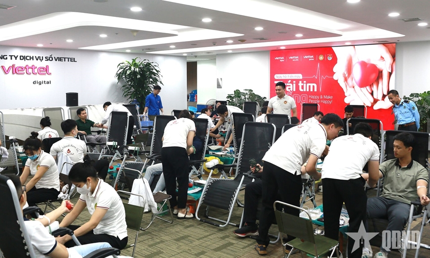 Các đơn vị Viettel hiến tặng hơn 300 đơn vị máu giúp “Kiến tạo Việt Nam bền vững”