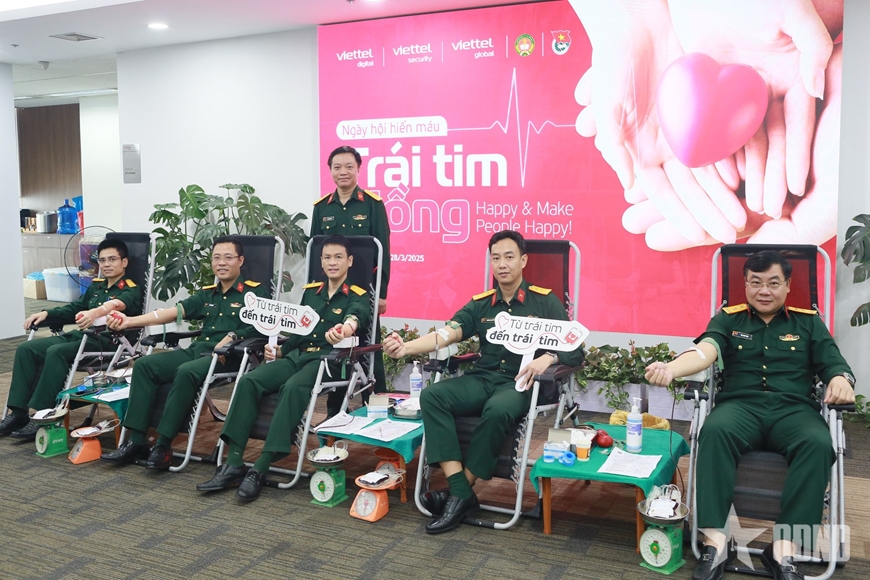 Các đơn vị Viettel hiến tặng hơn 300 đơn vị máu giúp “Kiến tạo Việt Nam bền vững”
