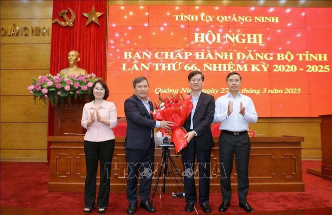 Đồng chí Vũ Quyết Tiến được bầu làm Phó bí thư Tỉnh ủy Quảng Ninh
