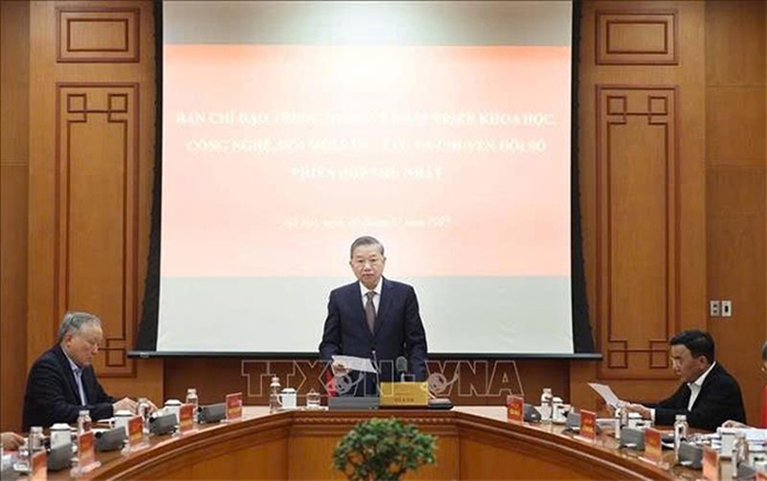 Nhấn vào ảnh để phóng to Đặt khoa học, công nghệ, đổi mới sáng tạo vào vị trí trung tâm của quá trình phát triển đất nước