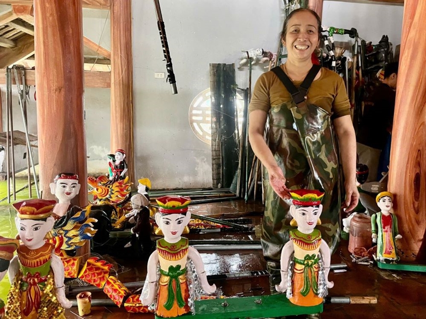Ngôi làng kể chuyện trên nước