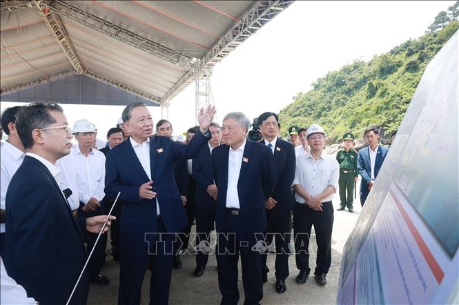 Tổng Bí thư Tô Lâm làm việc với Ban Thường vụ Thành ủy Đà Nẵng và Ban Thường vụ Tỉnh ủy Quảng Nam