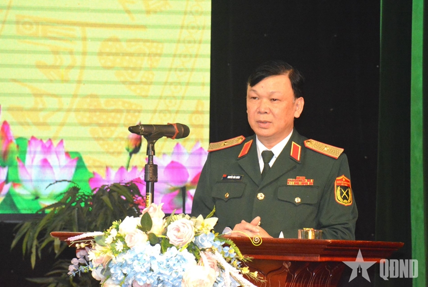 100% học viên tốt nghiệp khá, giỏi Lớp Trung cấp Văn thư lưu trữ khóa 6