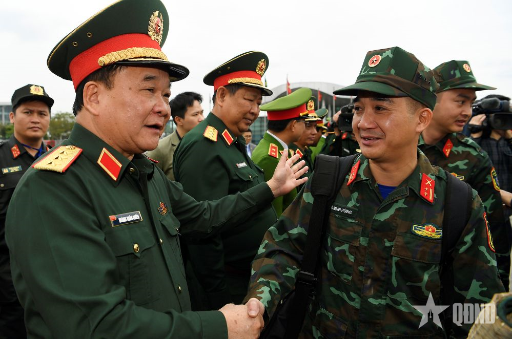 Đoàn Quân đội nhân dân Việt Nam lên đường sang hỗ trợ Myanmar khắc phục hậu quả động đất 