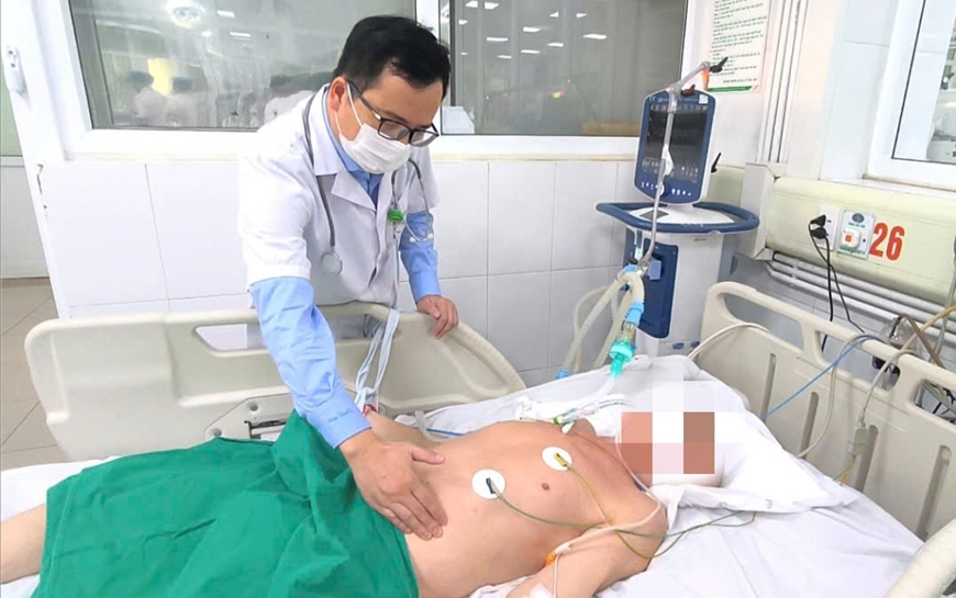 Cụ ông nguy kịch vì nhiễm giun lươn lan tỏa