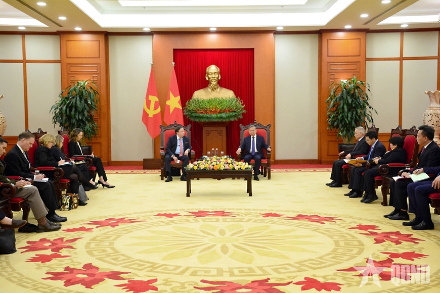 Tổng Bí thư Tô Lâm tiếp Đại sứ Hoa Kỳ Marc Evans Knapper