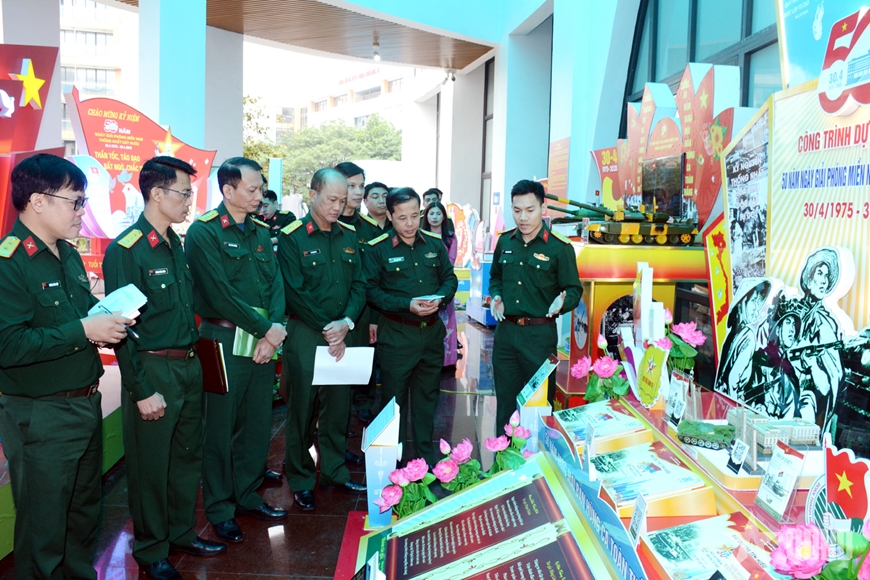 Gần 970.000 tác phẩm tham gia Cuộc thi tìm hiểu 50 năm Ngày giải phóng miền Nam, thống nhất đất nước