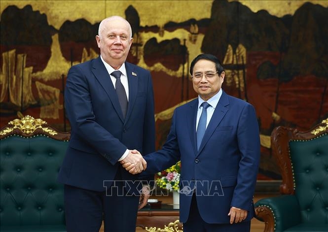 Thủ tướng Phạm Minh Chính tiếp Phó thủ tướng Cộng hòa Belarus