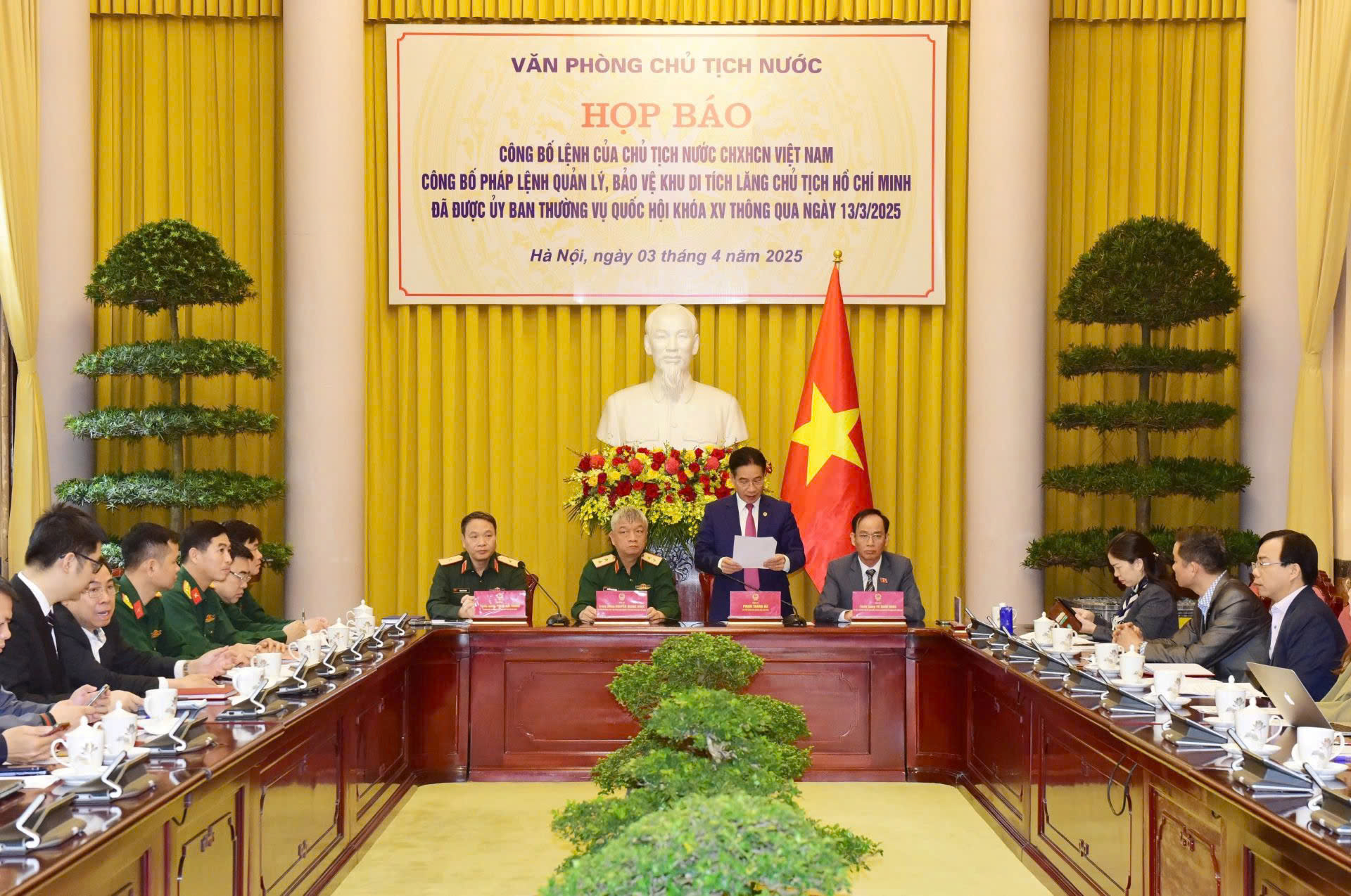 Công bố Pháp lệnh Quản lý, bảo vệ Khu Di tích Lăng Chủ tịch Hồ Chí Minh