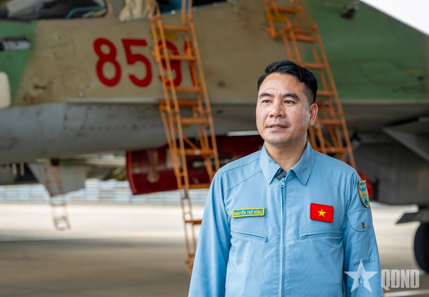 Quyết tâm hoàn thành nhiệm vụ bay trong ngày hội lớn của đất nước