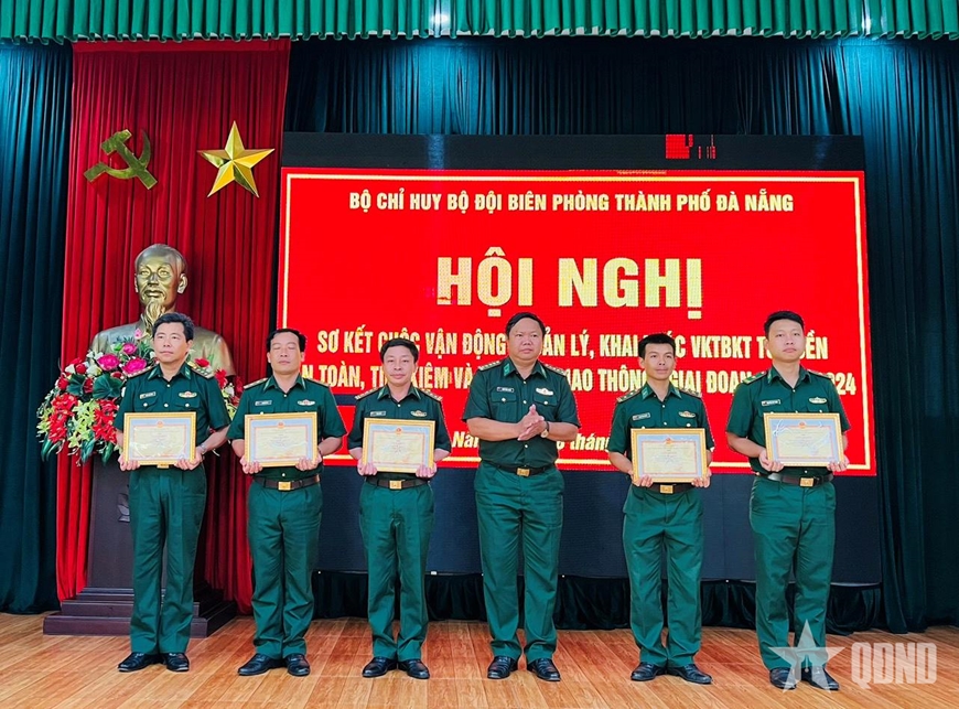 Nửa thế kỷ giữ vững an ninh, chủ quyền biển đảo thành phố Đà Nẵng Nửa thế kỷ giữ vững an ninh, chủ quyền biển đảo thành phố Đà Nẵng