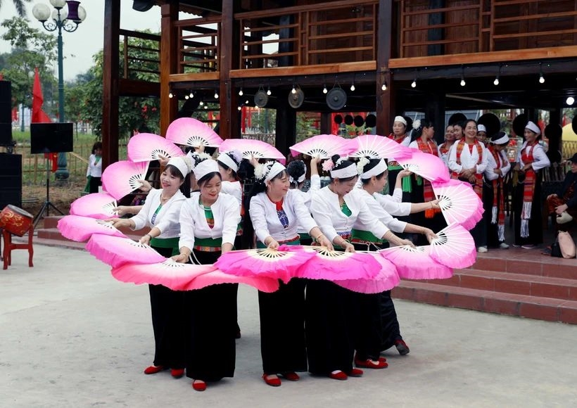Tạm dừng, lùi nhiều hoạt động tại Tuần văn hóa - du lịch Đất Tổ