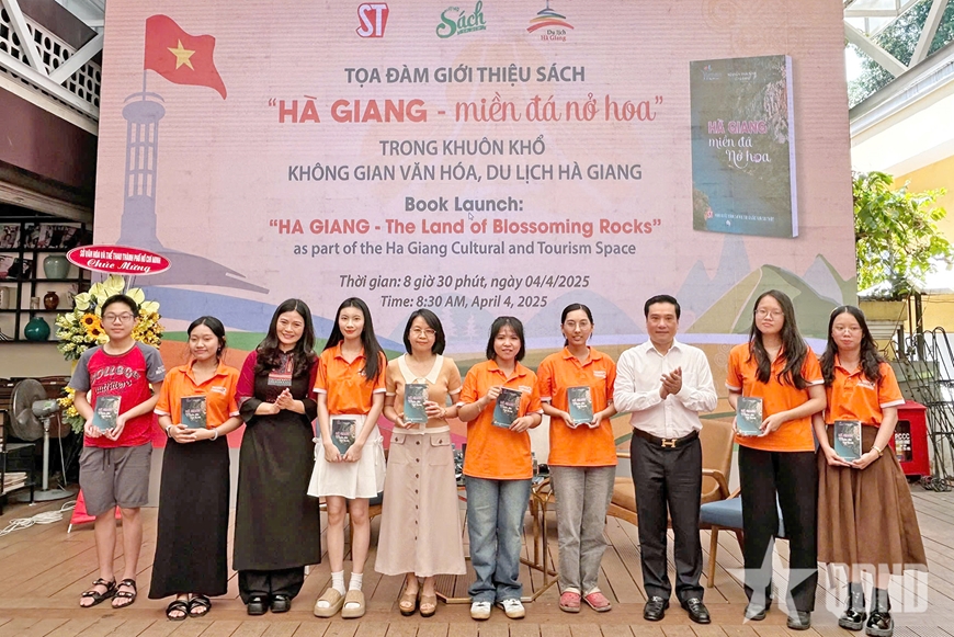 Giới thiệu ấn phẩm sách hay về đất và người Hà Giang tại TP Hồ Chí Minh