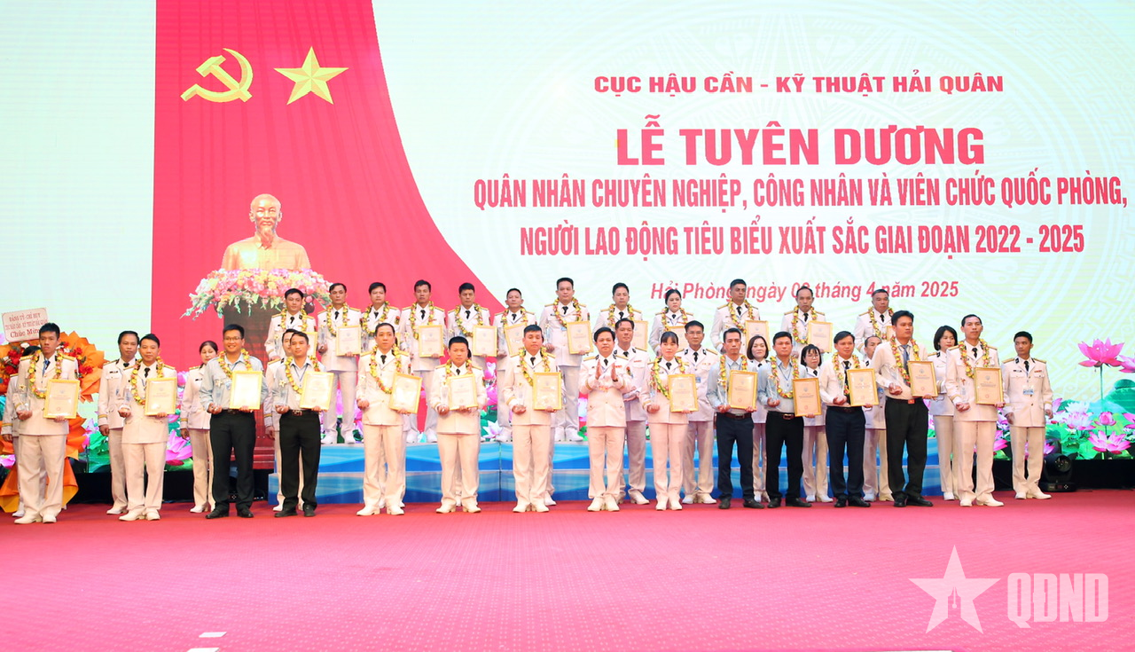 Tôn vinh những người lính Hậu cần - Kỹ thuật Hải quân