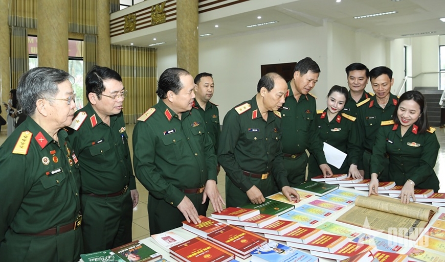 Nghiên cứu, vận dụng những bài học quý trong giai đoạn mới