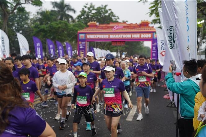 12.000 vận động viên tham gia giải VnExpress Marathon Hue 2025