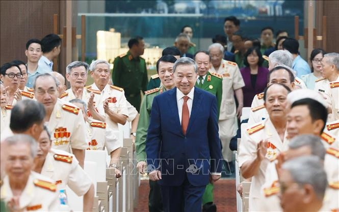 Tổng Bí thư Tô Lâm gặp mặt cán bộ Công an chi viện chiến trường miền Nam