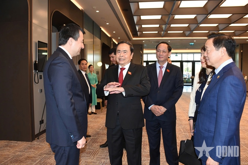 Chủ tịch Quốc hội Trần Thanh Mẫn dự Tọa đàm Doanh nghiệp Việt Nam-Uzbekistan