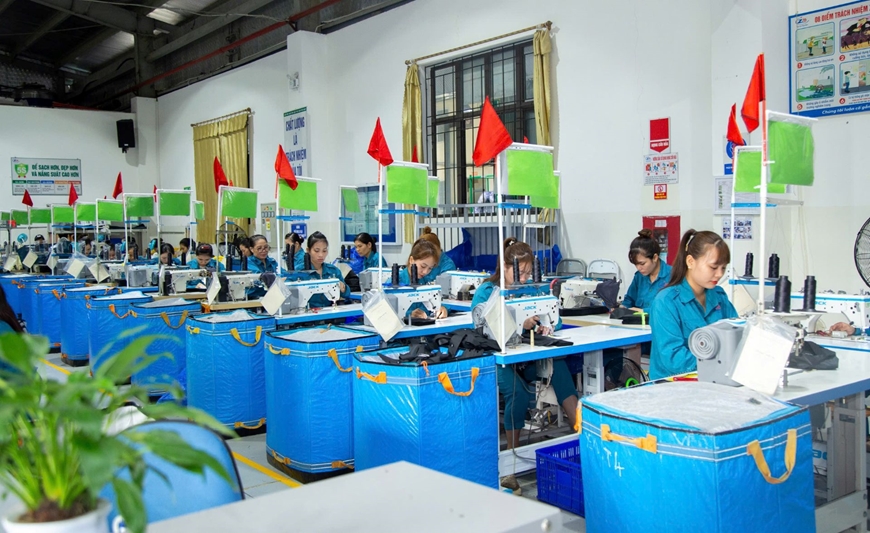 Tìm cơ hội trong cạnh tranh thương mại toàn cầu