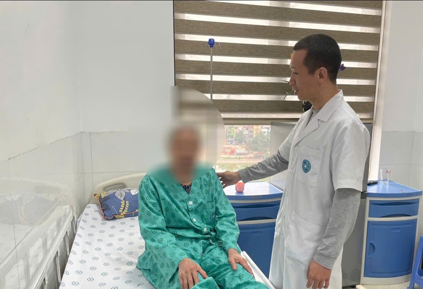 Bệnh viện Đa khoa Hà Đông: Phẫu thuật thành công cho cụ bà 85 tuổi có khối ung thư khổng lồ