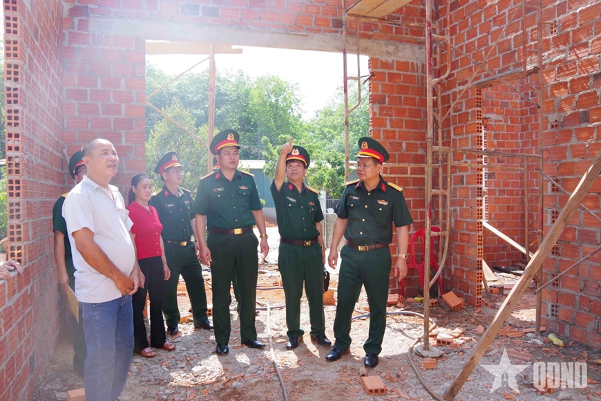 Công ty 715 chung tay xóa nhà tạm, nhà dột nát