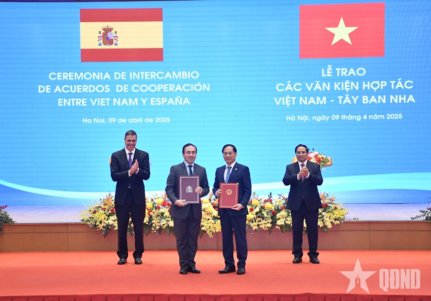 Thủ tướng Phạm Minh Chính hội đàm với Thủ tướng Tây Ban Nha Pedro Sánchez