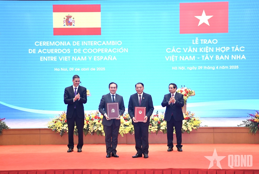 Thủ tướng Phạm Minh Chính hội đàm với Thủ tướng Tây Ban Nha Pedro Sánchez