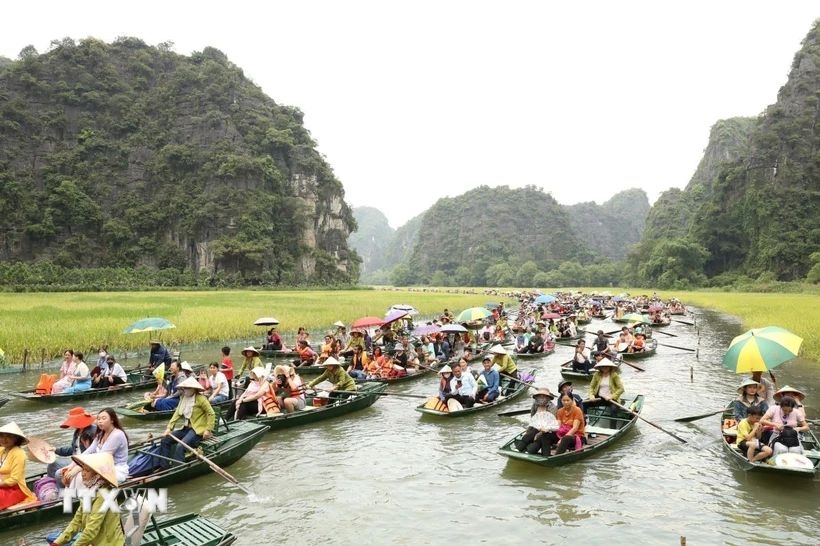 Thủ tướng yêu cầu thúc đẩy phát triển du lịch, bảo đảm thực hiện tốc độ tăng trưởng kinh tế hai con số