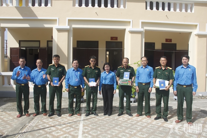 Đoàn công tác Tổng cục Chính trị thăm, kiểm tra tại quần đảo Trường Sa, Nhà giàn DK1