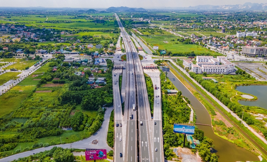 Hơn 18 triệu lượt phương tiện lưu thông qua 4 tuyến cao tốc trọng điểm những tháng đầu năm 2025