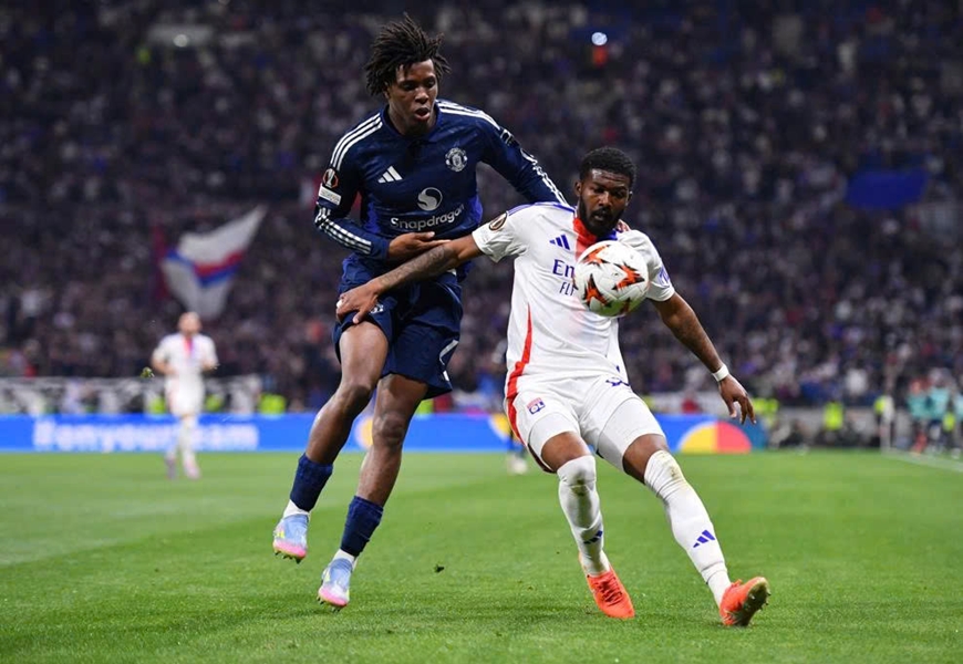 Tin thể thao (11-4): Man Utd "rơi" chiến thắng, xác định 6 đội dự U17 World Cup