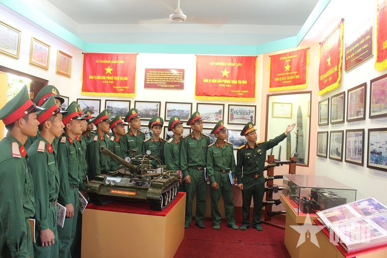 Lữ đoàn Tăng thiết giáp 206 (Quân khu 4): Khơi dậy niềm tự hào truyền thống
