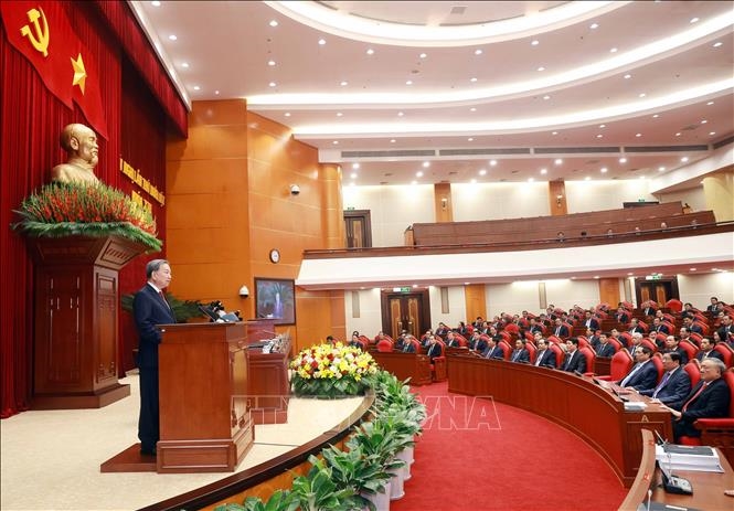 Thông cáo báo chí về ngày làm việc thứ ba và phiên bế mạc Hội nghị Trung ương 11 khóa XIII