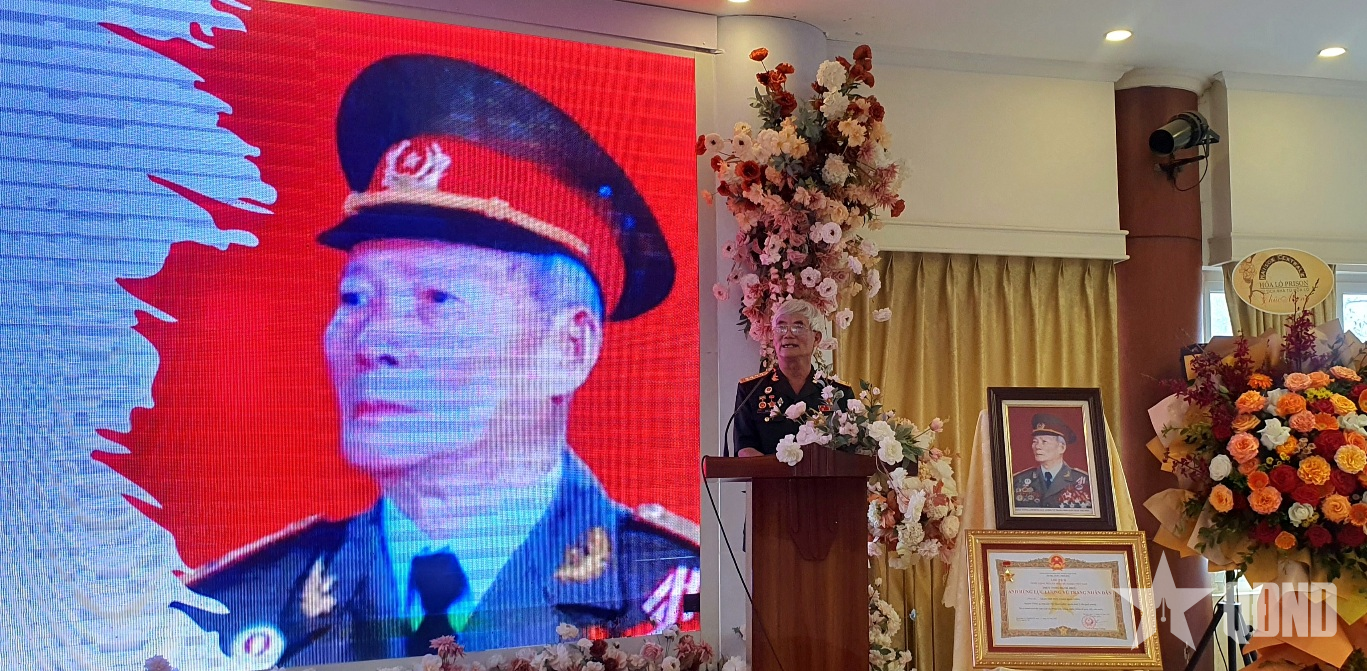 Truy tặng danh hiệu Anh hùng LLVT nhân dân đối với Thiếu tướng Trần Thế Môn