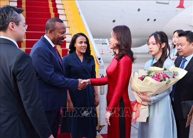 Thủ tướng Ethiopia Abiy Ahmed Ali và phu nhân đến Hà Nội, bắt đầu thăm chính thức Việt Nam