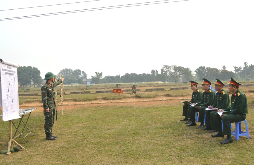 Nhà trường "phải đi trước đơn vị"