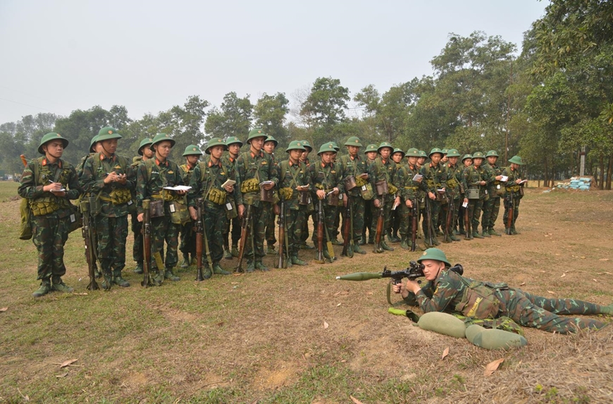 Nhà trường "phải đi trước đơn vị"