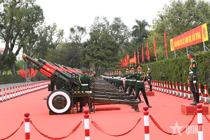 21 phát đại bác chào mừng Tổng Bí thư, Chủ tịch Trung Quốc Tập Cận Bình thăm cấp nhà nước đến Việt Nam