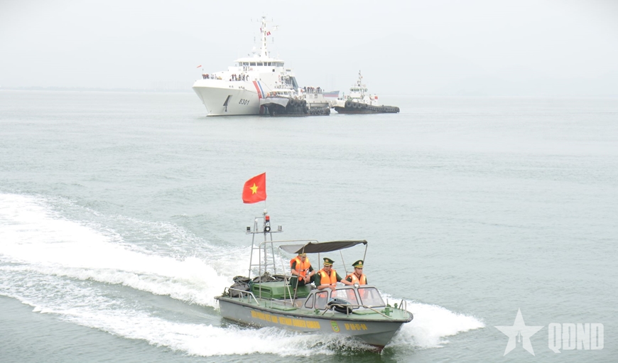 Tàu Lực lượng Bảo vệ bờ biển Philippines thăm TP Đà Nẵng