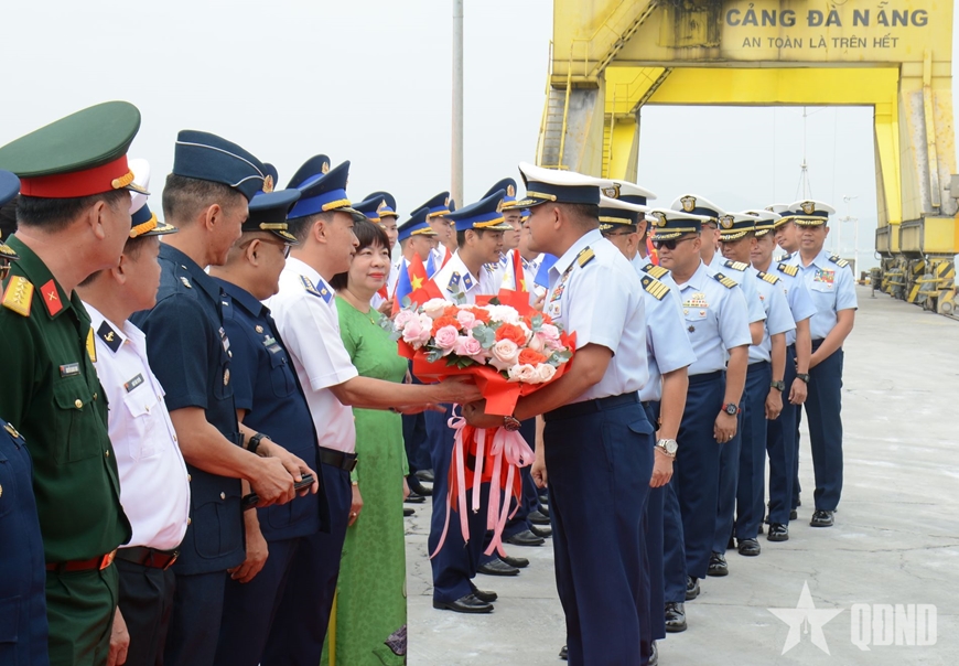Tàu Lực lượng Bảo vệ bờ biển Philippines thăm TP Đà Nẵng