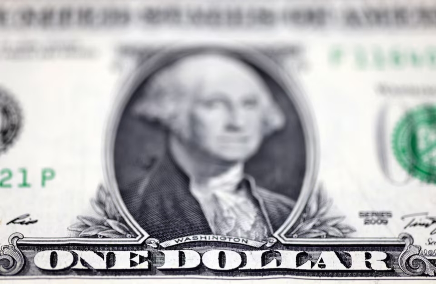 Tỷ giá USD hôm nay (15-4): Đồng USD vật lộn quanh mức đáy trong 3 năm so với EUR