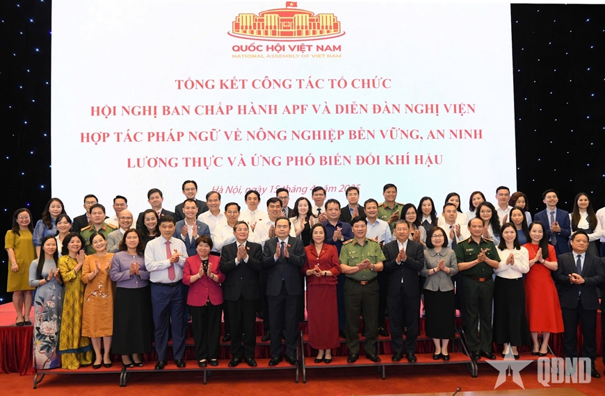 Chủ tịch Quốc hội Trần Thanh Mẫn dự cuộc họp Tổng kết công tác tổ chức Hội nghị Ban Chấp hành Liên minh Nghị viện Pháp ngữ
