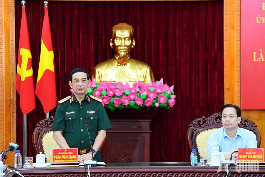 Đại tướng Phan Văn Giang làm việc với Ban Thường vụ Tỉnh ủy Lạng Sơn